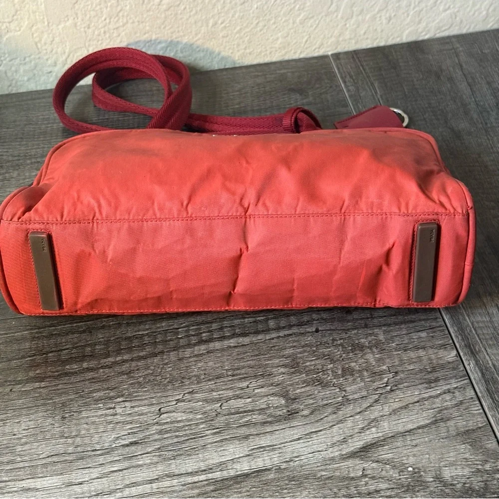 🔥PRADA VINTAGE TESSUTO  RED/ CORAL COLOR NYLON SHOULDER BAG 🔥 - Picture 9 of 16